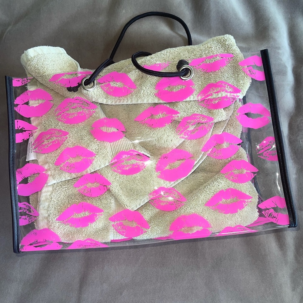 Bloomingdales beach tote